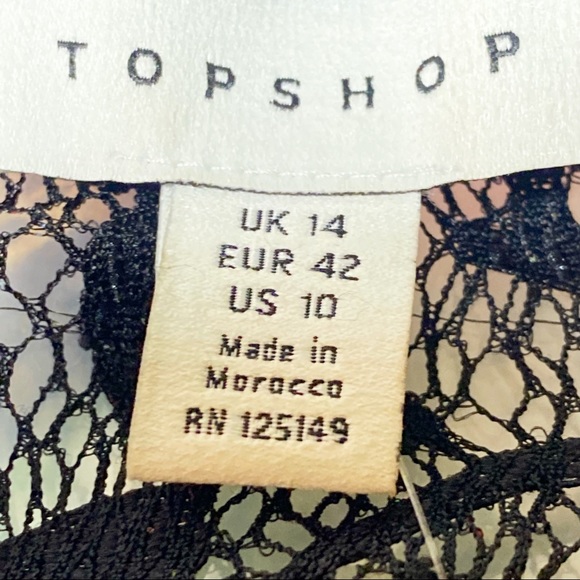 Topshop Ditsy Lace Up Crop Top Black Red Floral 10 - Picture 11 of 12